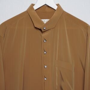 Men's Tan Dress Shirt with Rhinestone Accent Buttons 42‎